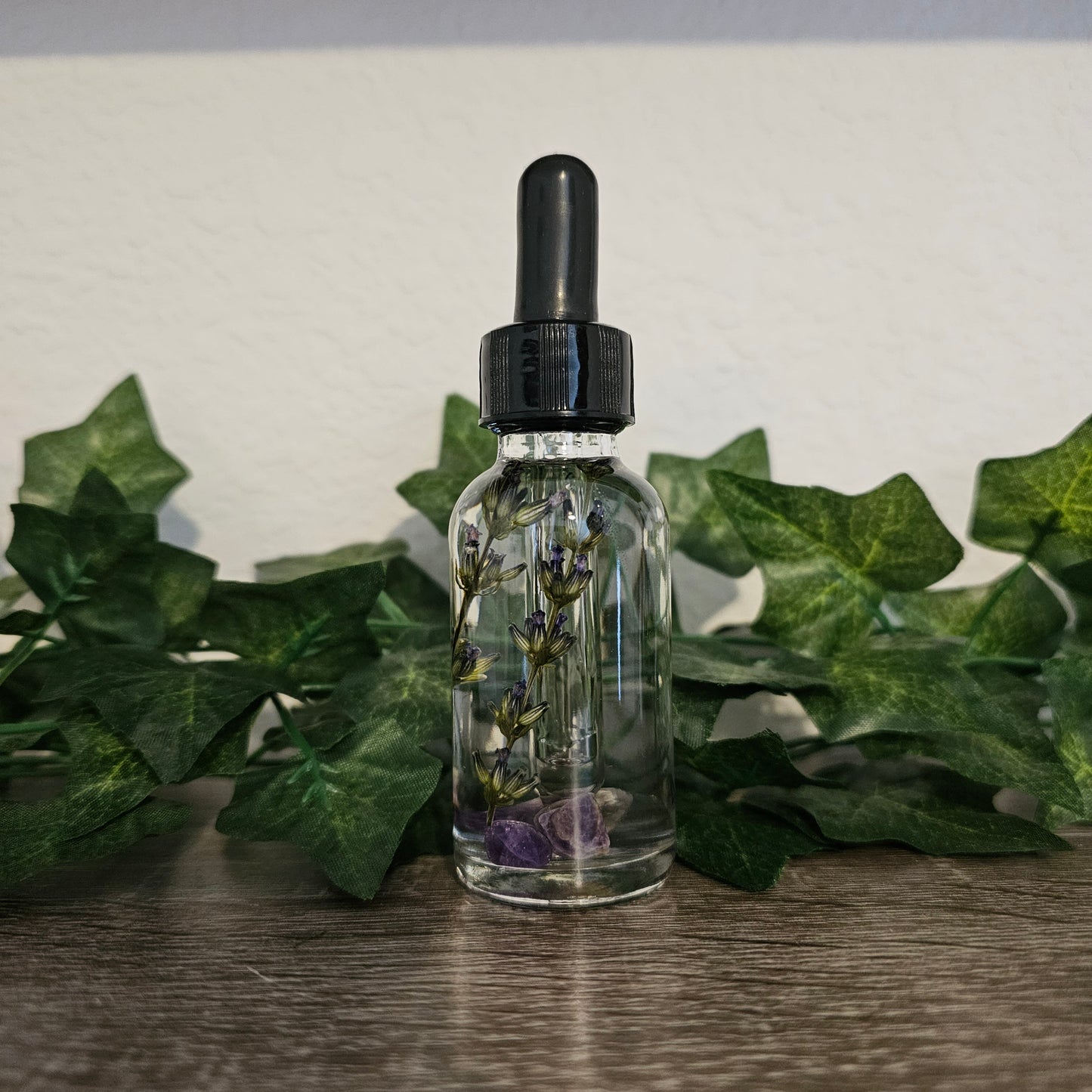 LAVENDER Oil - Purification, Protection, Love, Beauty, Dream Work, Clarity, Cleansing, Calming, Happiness - Ritual & Altar Tools