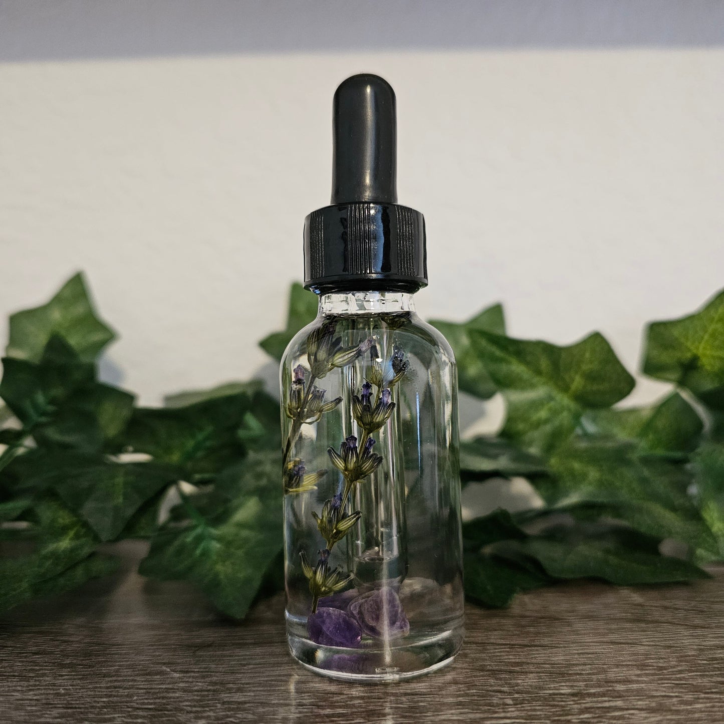 LAVENDER Oil - Purification, Protection, Love, Beauty, Dream Work, Clarity, Cleansing, Calming, Happiness - Ritual & Altar Tools