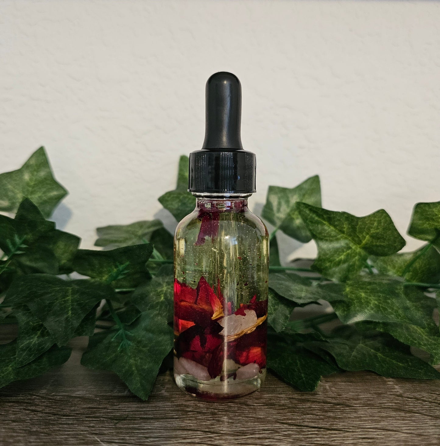 ROSE Oil - Love, Romance, Beauty, Attraction, Passion, Divination, Glamour, Luck, Manifestation - Venus - Ritual & Altar Tools