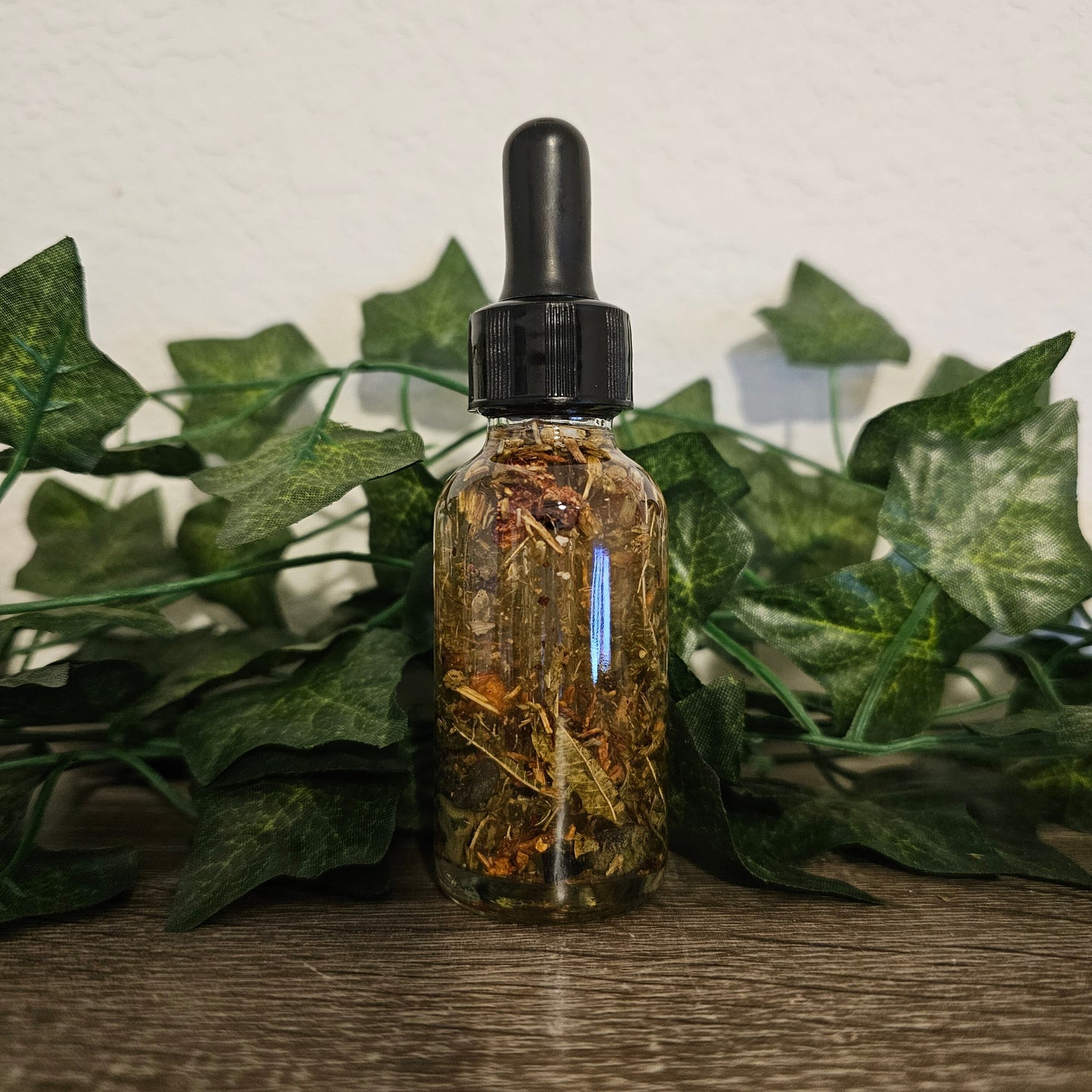 ANGRBODA Oil - work and connect with Angrboða - Jötunn, Giantess - Chaos, Destruction, Prophecy, Grief - Norse - Ritual Oil & Altar Tools