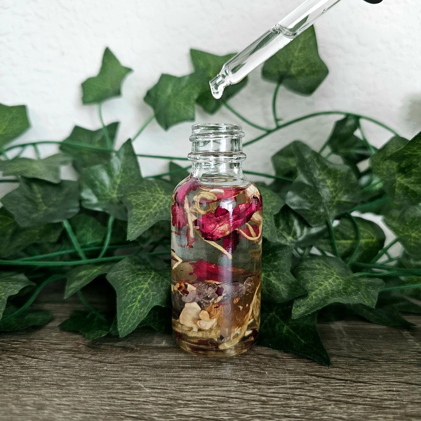 MA'AT Goddess Oil - work and connect with Maat - Goddess of Truth, Justice, Balance, Order, Harmony - Egyptian - Ritual Oil & Altar Tools