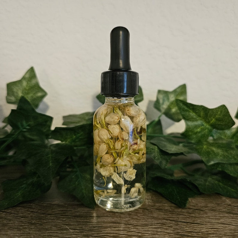 Jasmine Oil | Love Spells, Prosperity, Dream Magick, Divination, Psychic, Happiness, Money Drawing, Aura Cleansing