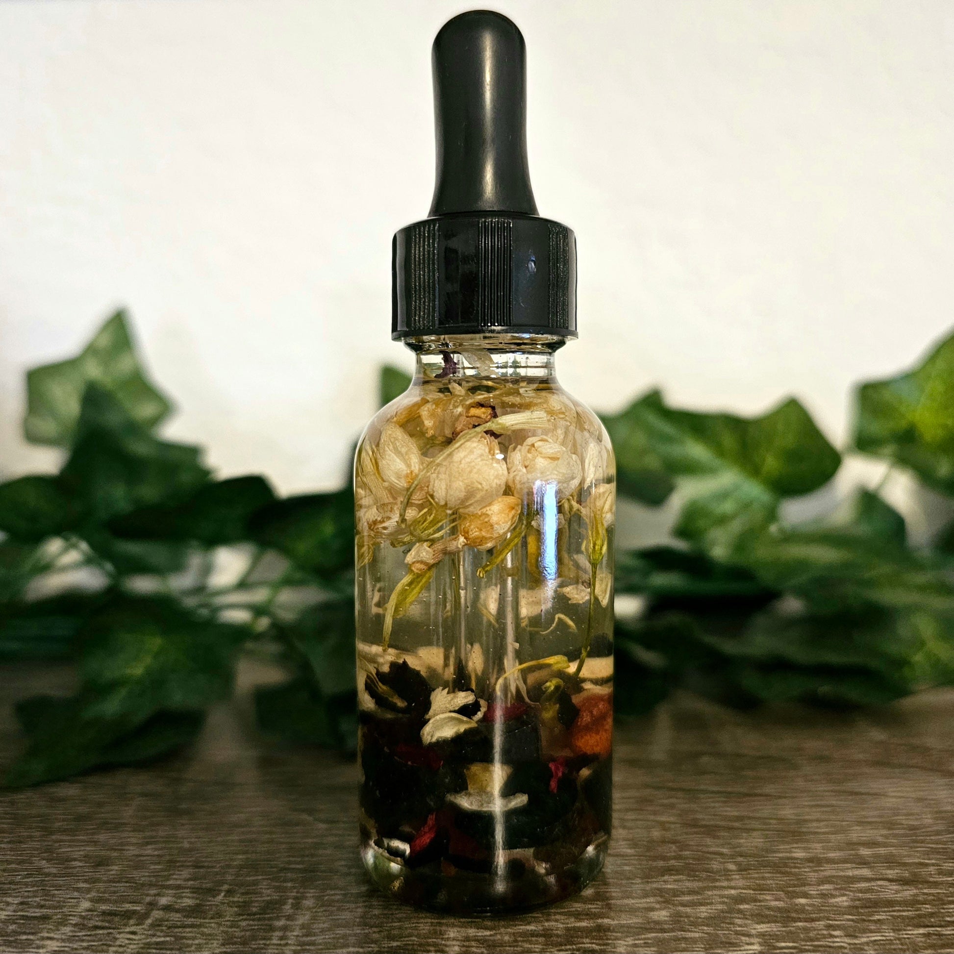 KALI Goddess Oil - work and connect with Kali Ma - Goddess of Darkness, Destruction, Death, Regeneration, Rebirth - Ritual Oil & Altar Tools