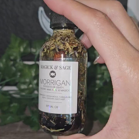 THE MORRIGAN Goddess Oil - work and connect with Mórrígan - Goddess of Death, Destiny, War, Magick, Fate - Celtic - Ritual Oil & Altar Tools