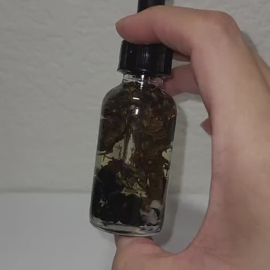 NYX Goddess Oil - work and connect with Nyx - Primordial Goddess of Night - Destruction, Creation - Nox - Greek - Ritual Oil & Altar Tools